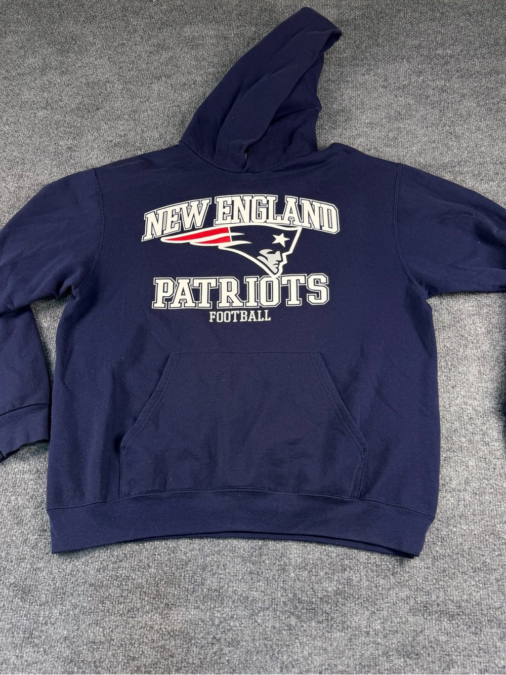 Vintage-style New England Patriots NFL hoodie 🏈